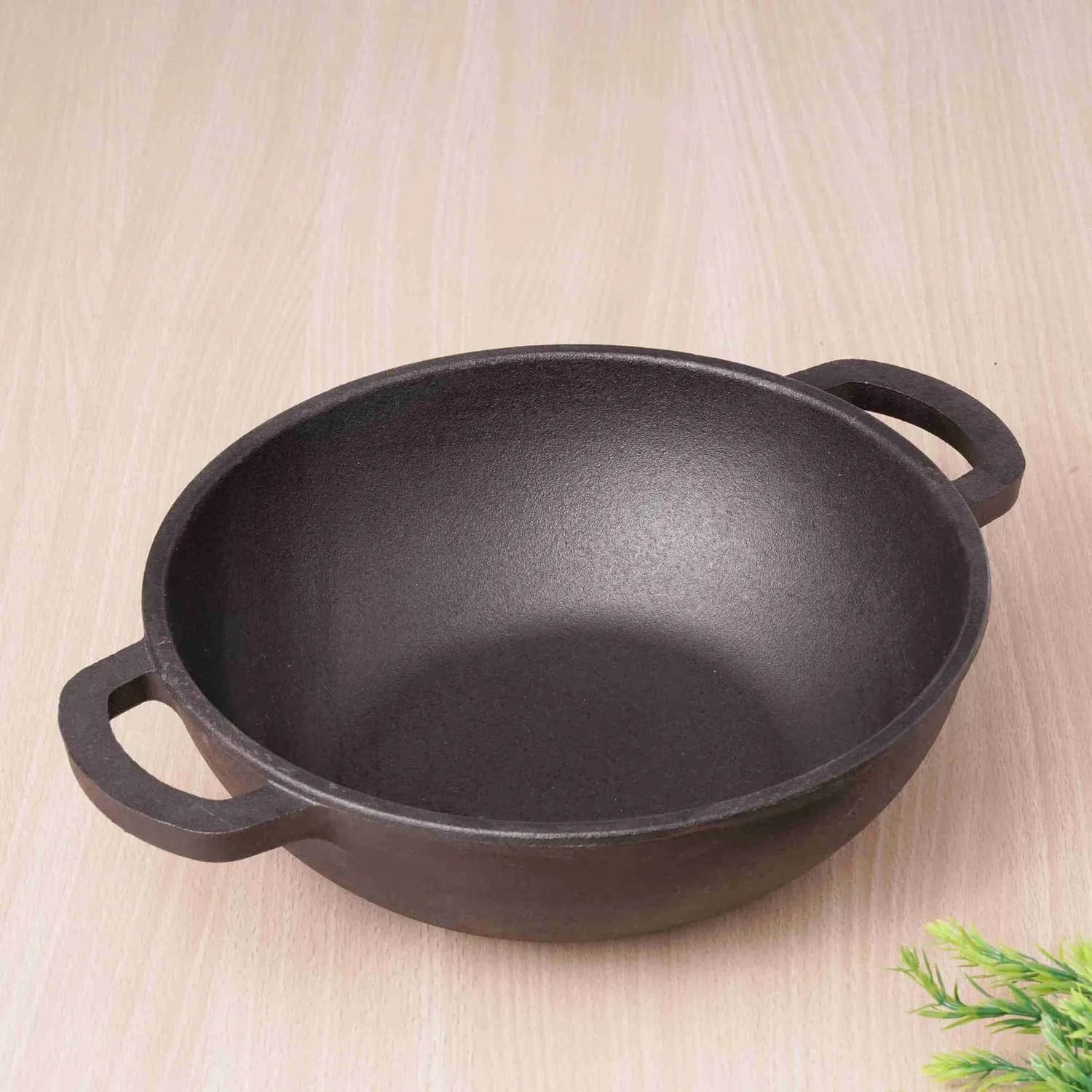 CASTrong Cast Iron Kadai 25.4cm 2.3L,Pre-seasoned, Nonstick, 100% Pure, Toxin-free, Induction